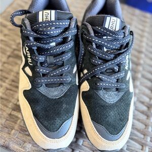 Men's Karhu Black and Gray Sneakers